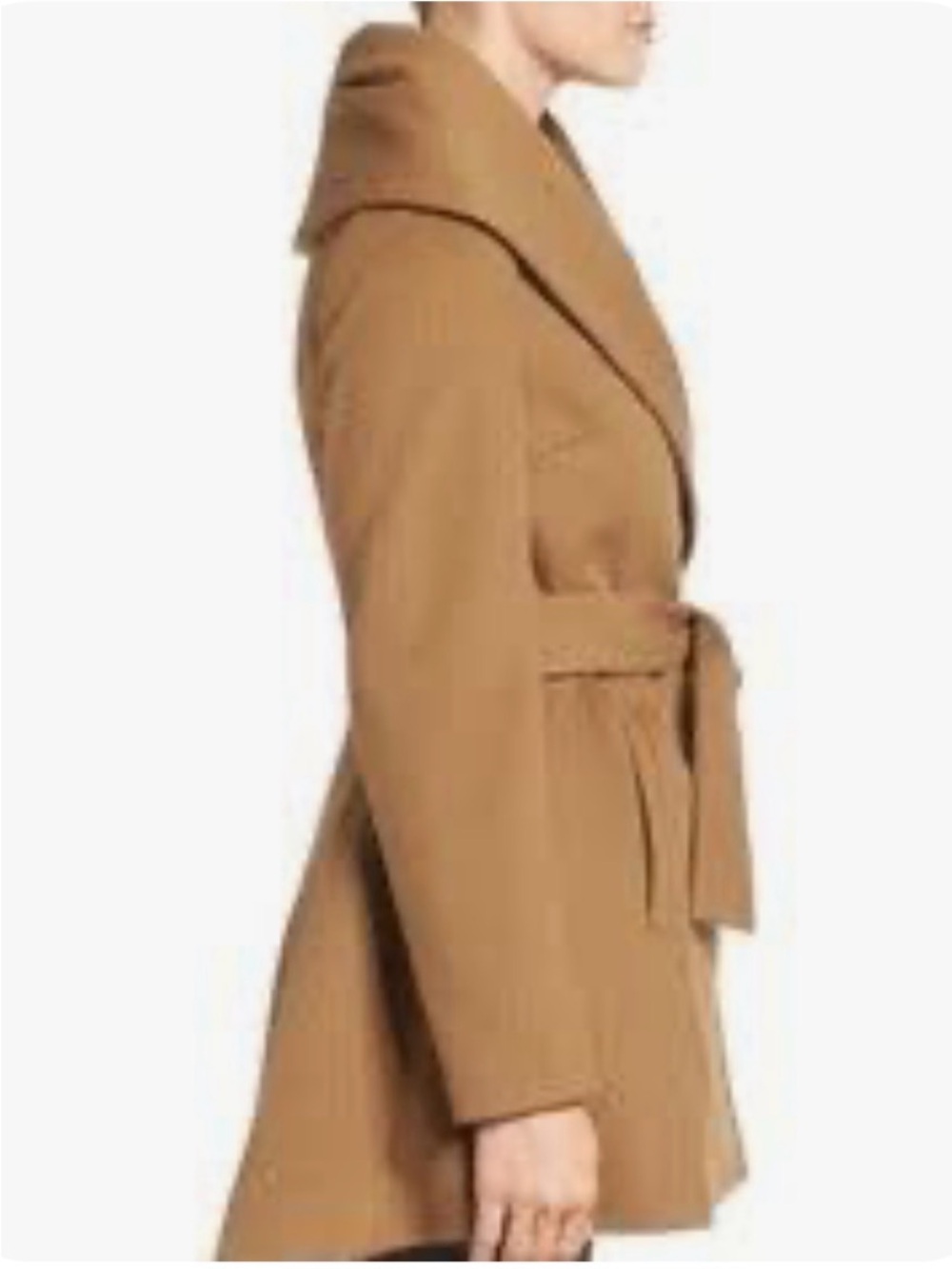 Trina Turk Women’s Camel Wrap Belted Coat. Size 8